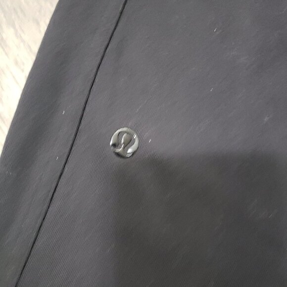 Lululemon Men's Kung Fu Pants Sz S Black - Picture 5 of 8